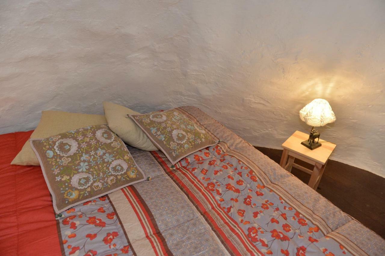 Trulli Del Corso B&B อัลเบโรเบลโล ภายนอก รูปภาพ