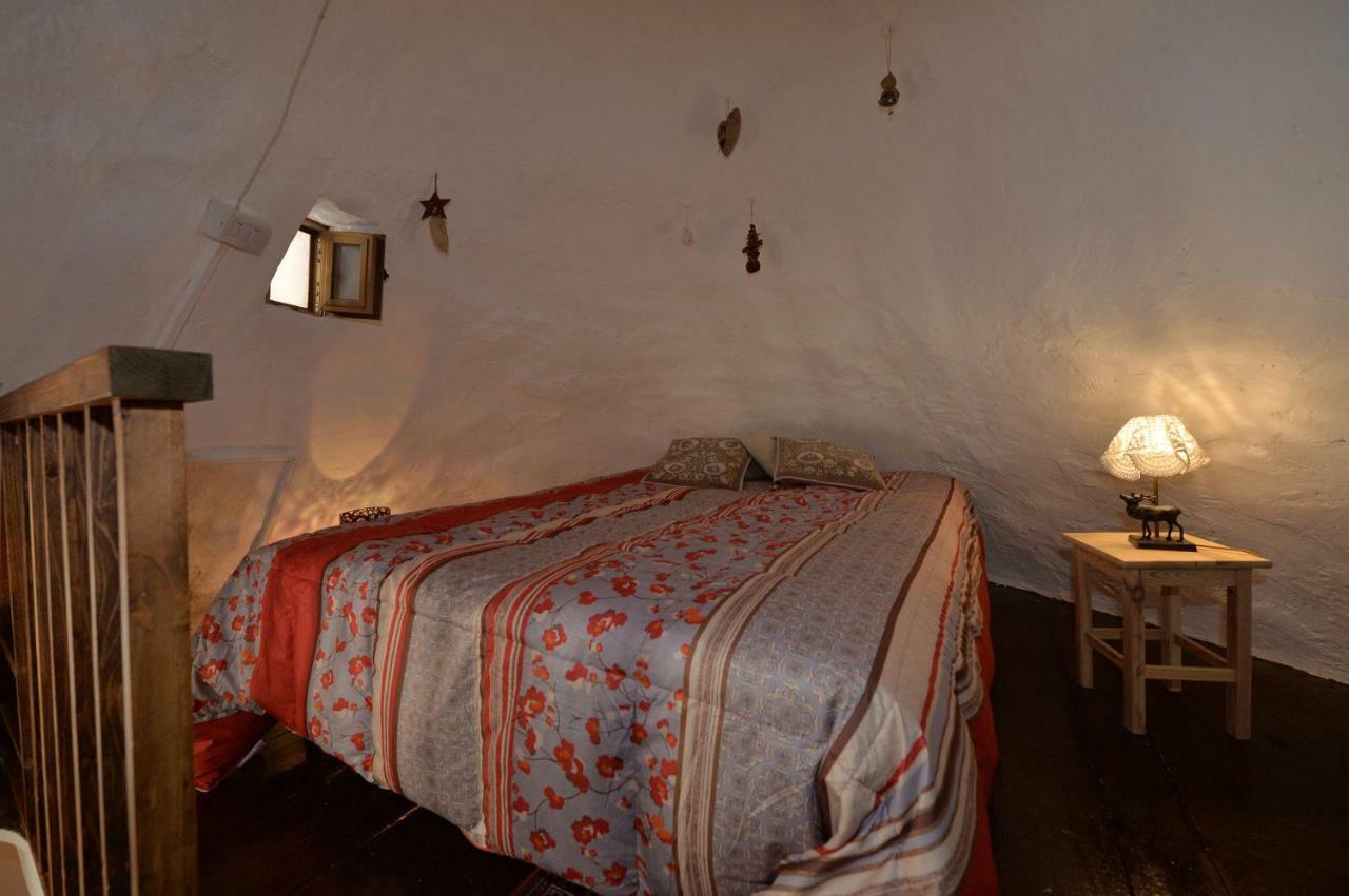 Trulli Del Corso B&B อัลเบโรเบลโล ภายนอก รูปภาพ