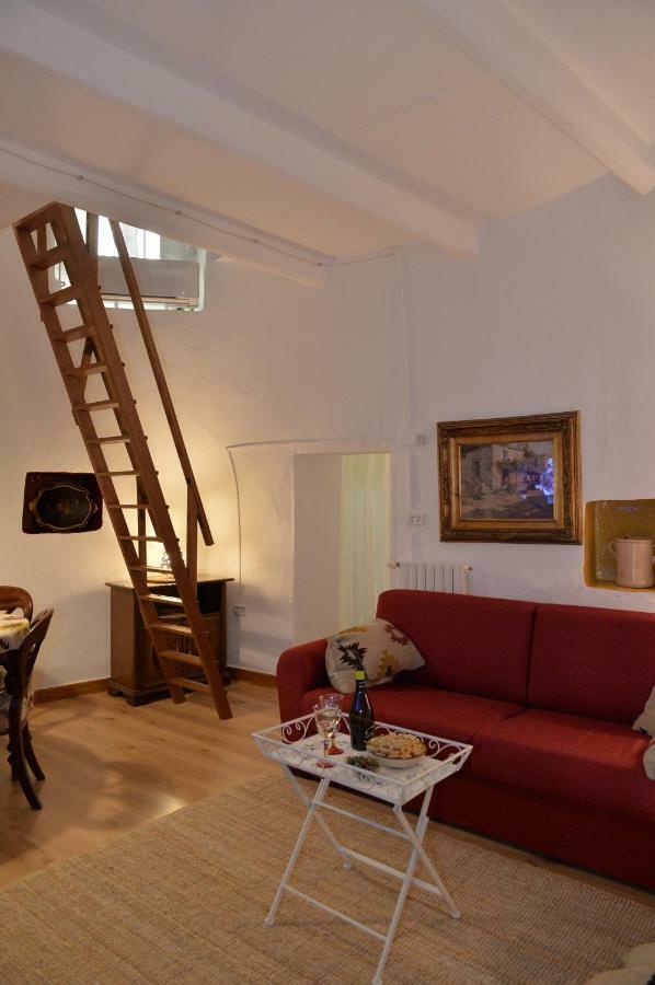 Trulli Del Corso B&B อัลเบโรเบลโล ภายนอก รูปภาพ